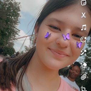 Meet your Posher, Ava